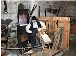 OUVERTURE ESTIVALE DU MUSEE ETHNOGRAPHIQUE @ Musée ethnographique de Saint- Maurin 